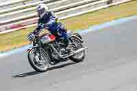 Vintage-motorcycle-club;eventdigitalimages;mallory-park;mallory-park-trackday-photographs;no-limits-trackdays;peter-wileman-photography;trackday-digital-images;trackday-photos;vmcc-festival-1000-bikes-photographs